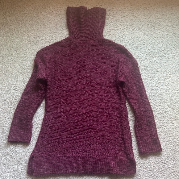 UpWest Turtleneck Tunic Sweater: Maroon - Picture 9 of 9